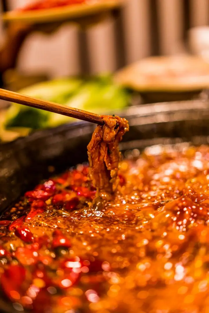 China Local Food Trails – Spicy Hotpot Experience in Chengdu