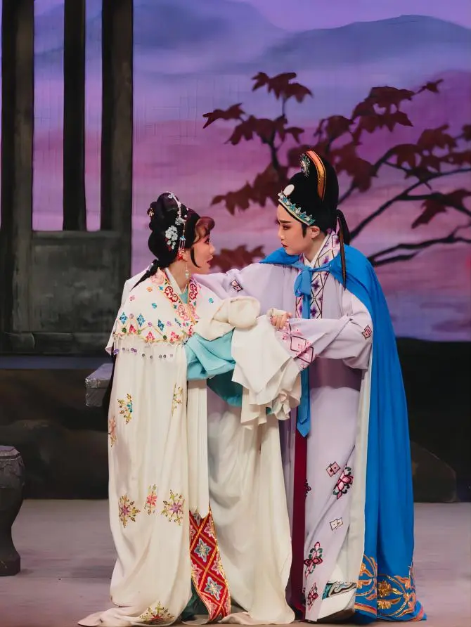 Yue Opera in Shanghai performance of Dream of the Red Chamber on stage