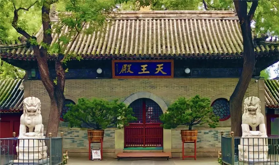 The Hall of Heavenly Kings at Guangji Temple in Beijing, preserving vivid Ming Dynasty Buddhist art.