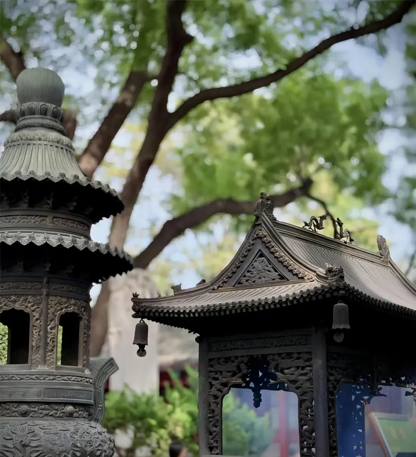 A tranquil twilight view of Guangji Temple in Beijing, where ancient architecture meets quiet Zen moments.