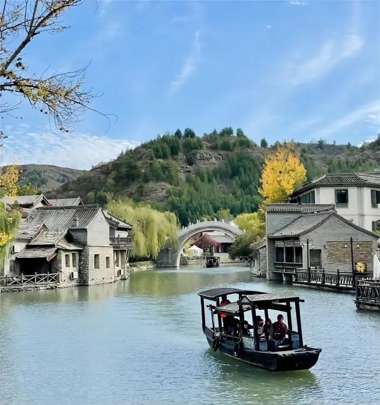 Experience the charming Gubei Water Town, part of the 5-Day Beijing Itinerary