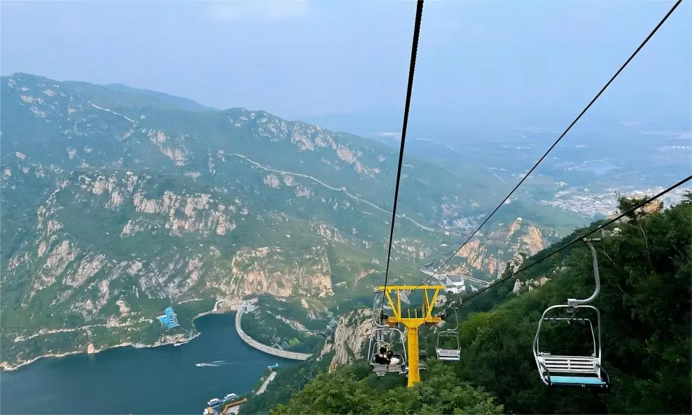 Cable car at Qinglong Gorge offering stunning mountain views