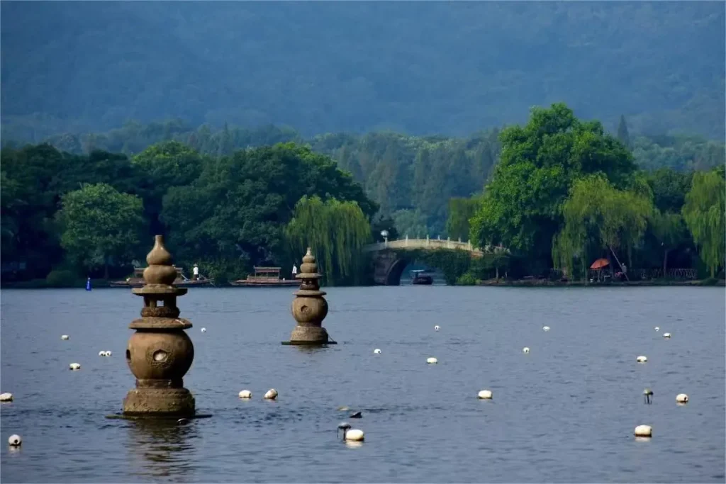 Boat view of Three Pools Mirroring the Moon at West Lake, Hangzhou, a highlight on a West Lake day trip from Shanghai