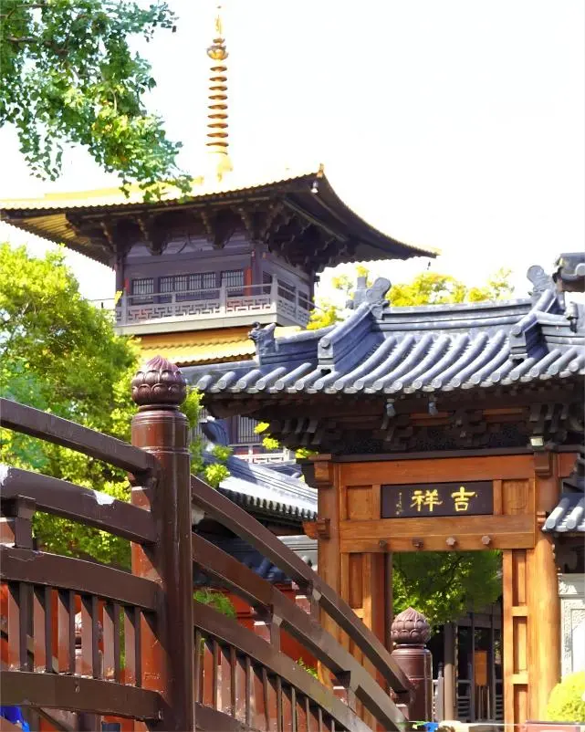 Entrance of the Zen Tea Museum at Guangfulin Shanghai surrounded by tranquil lakeside scenery.