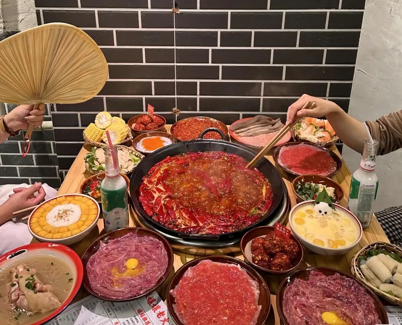 Classic Chengdu hotpot enjoyed on a Chengdu 5-day itinerary