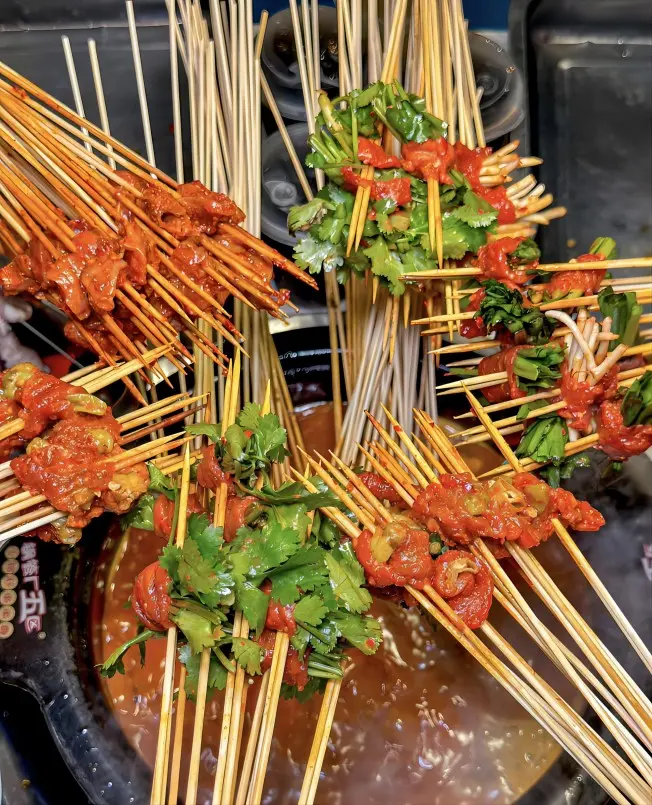 Chengdu Chuanchuan Xiang: A World on Bamboo Skewers