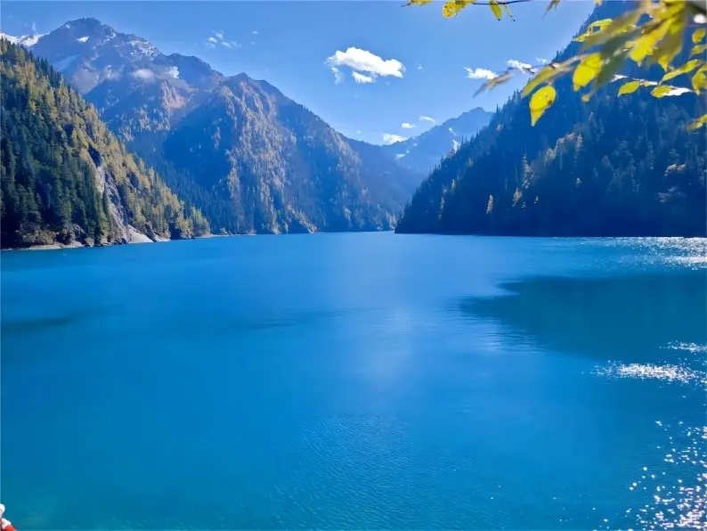 Long Lake in Jiuzhaigou Scenic Area, Sichuan
