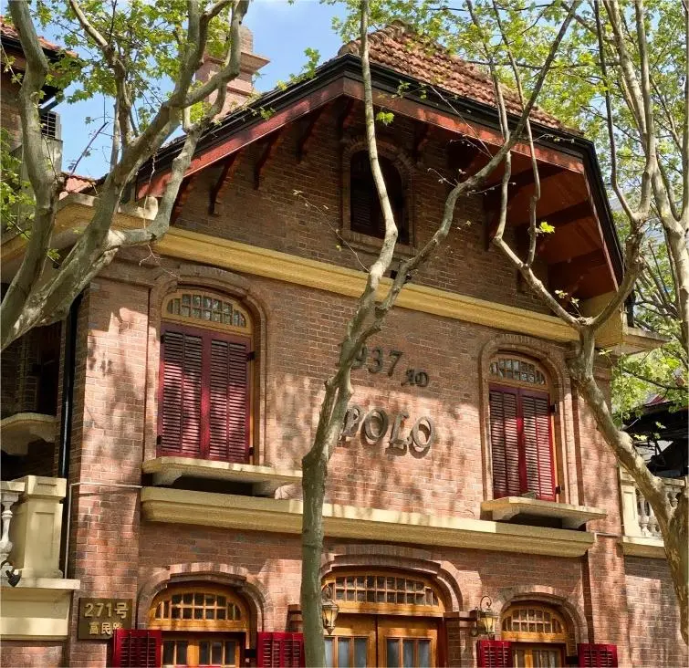 Exterior view of Paul’s Restaurant (Baoluo Jiujia) in Shanghai, known for its homestyle Crystal Shrimp.