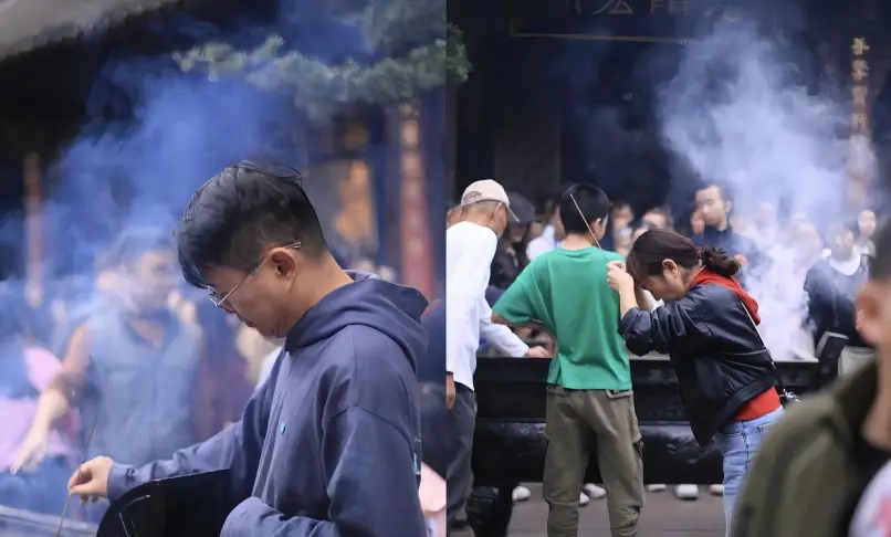 Locals lighting incense and praying at Wenshu Monastery in Chengdu