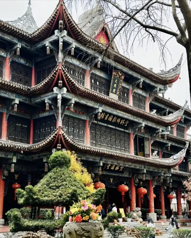 Wenshu Pavilion inside Wenshu Monastery in Chengdu