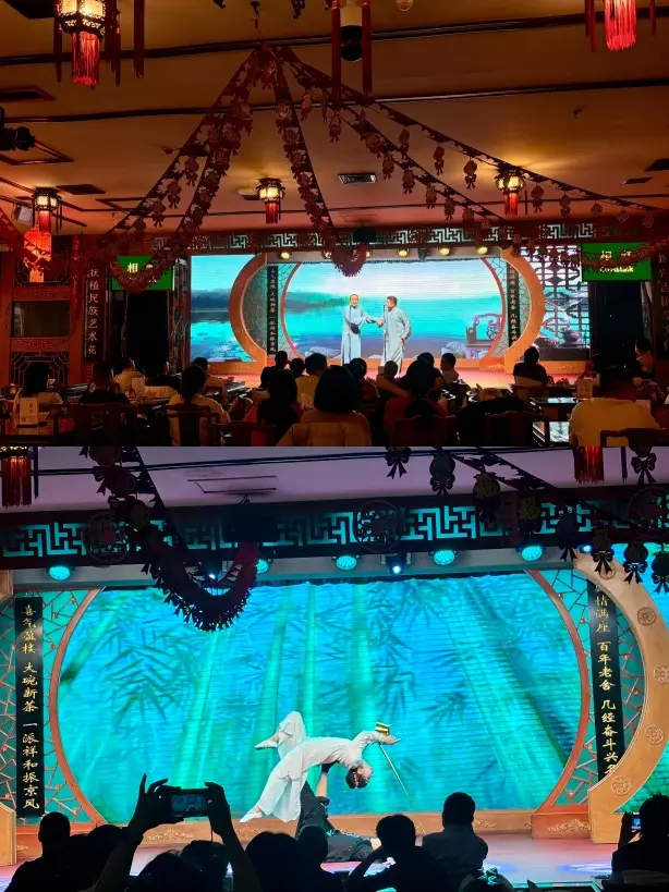 Tea ceremony and Xiangsheng (cross-talk) performance at Lao She Teahouse in Beijing