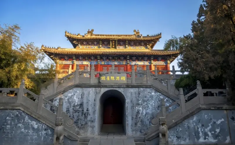 Peaceful courtyard and scenery inside White Horse Temple in Luoyang