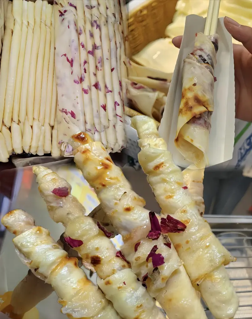 Grilled Rushan milk fan cheese snack from Dali Yunnan