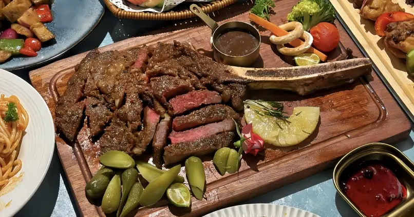 Russian-style steak served in a Harbin Russian restaurant