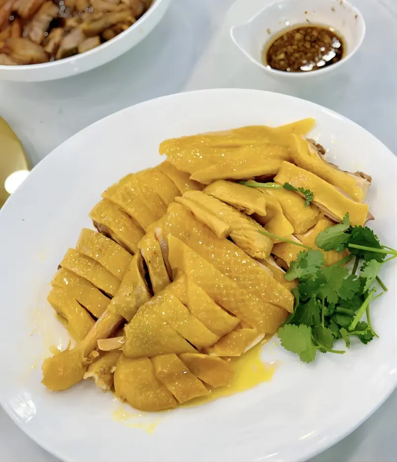 Plate of Zhanjiang White-Cut Chicken ready to serve