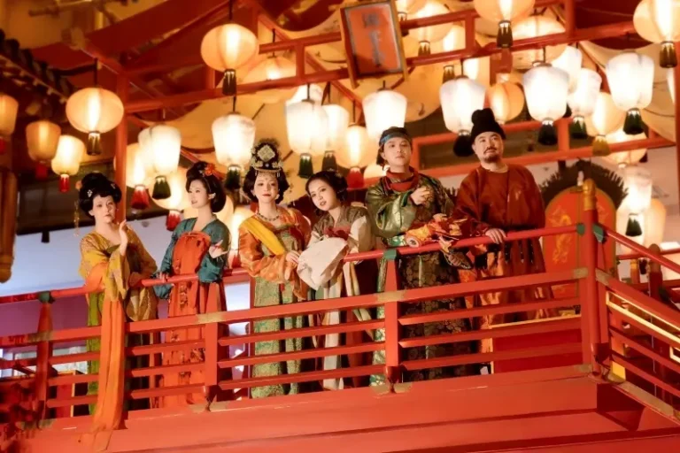 Group portrait of visitors in Hanfu with traditional styling in Xi’an